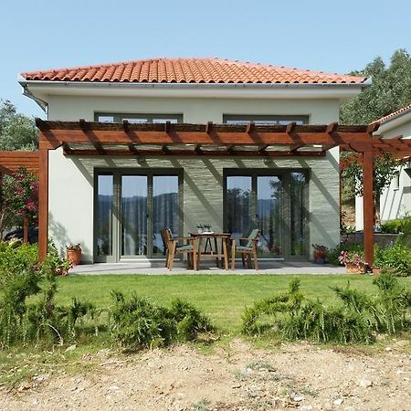 Thea Houses Milina Exterior foto